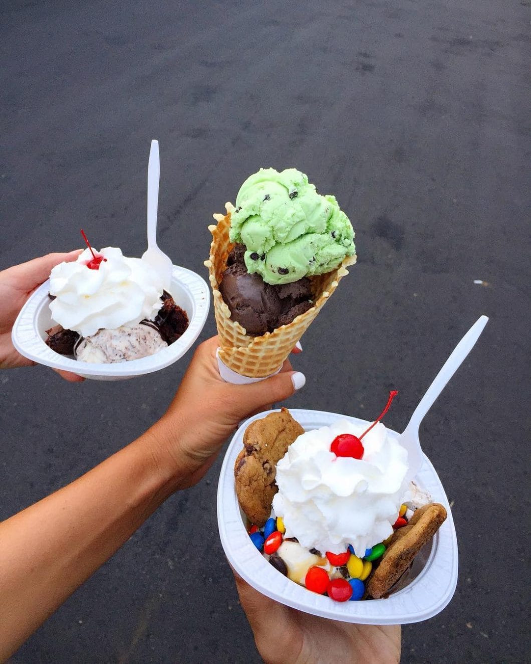 Best Ice Cream Parlours Stratford to Kitchener City House Country Home